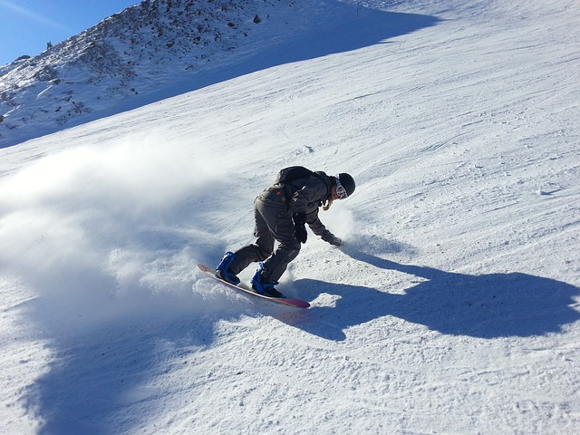 snowboard-227541_640.jpg