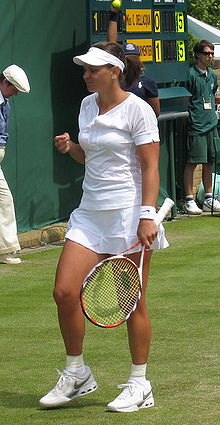 Casey Dellacqua